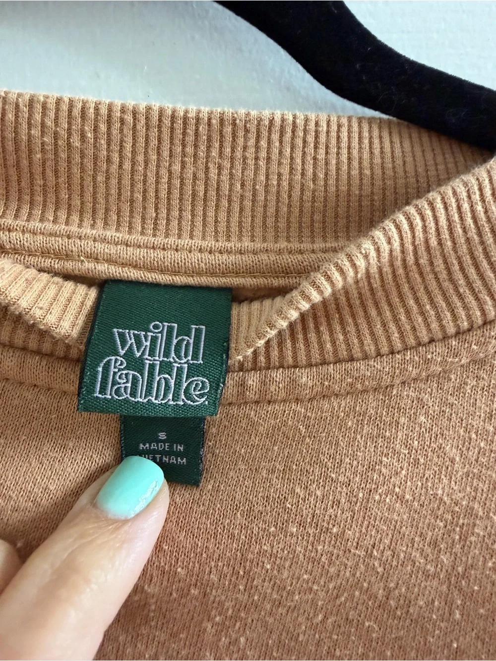 wild fable Cropped Los Angeles Sweatshirt in Tan Small California - Picture 2 of 3
